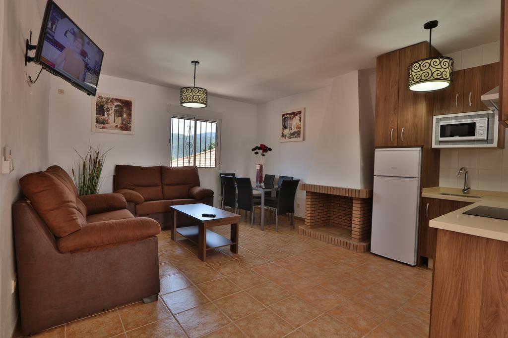 Apartamentos El Madronal Кото-Риос Экстерьер фото