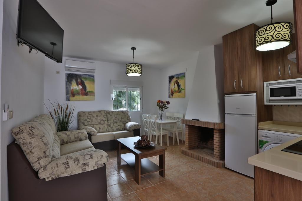 Apartamentos El Madronal Кото-Риос Экстерьер фото